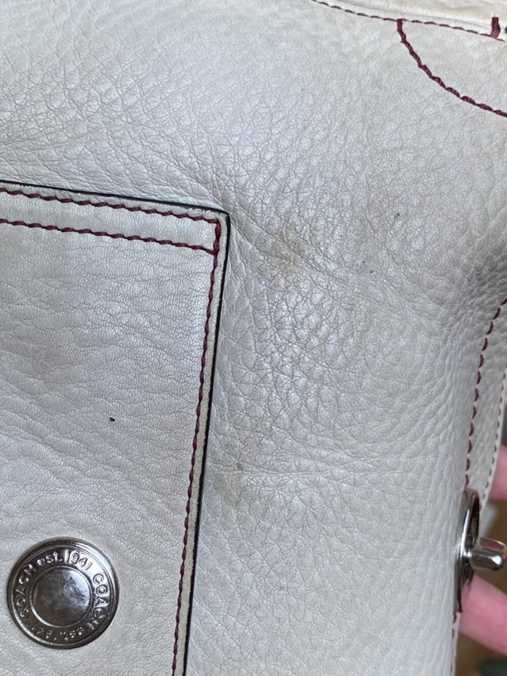 Vintage Coach Chelsea Cream Pebbled Leather Shoulder Bag - Picture 12 of 13